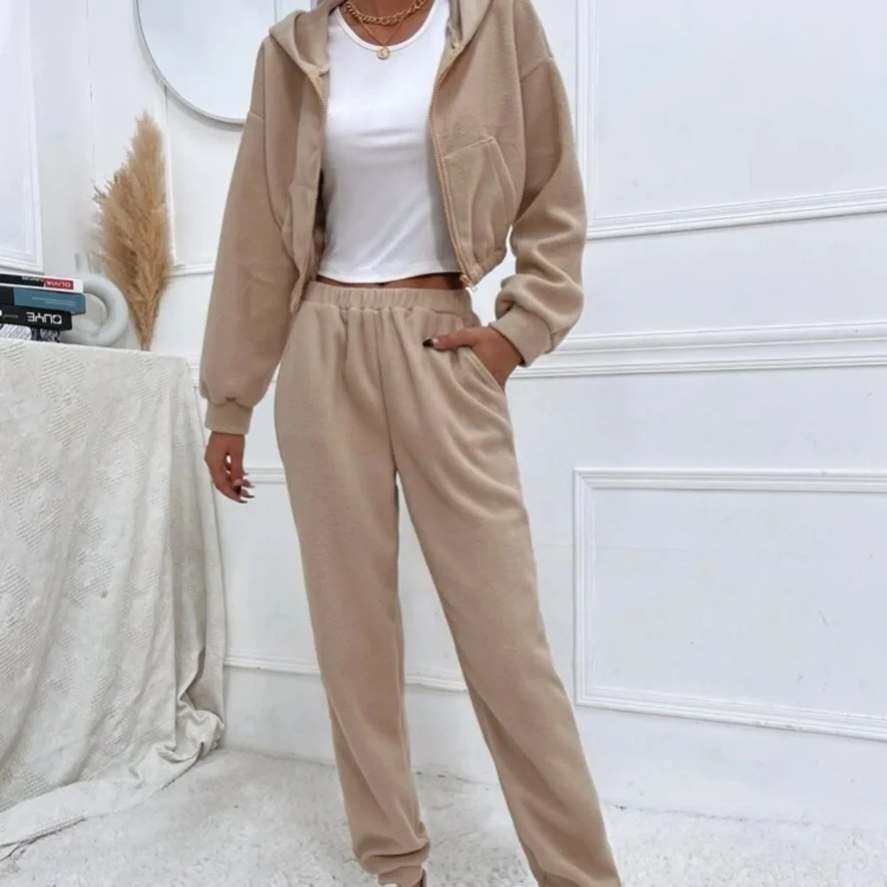 Khaki Sweatpant and Hoodie Set in L - Picture 3 of 4